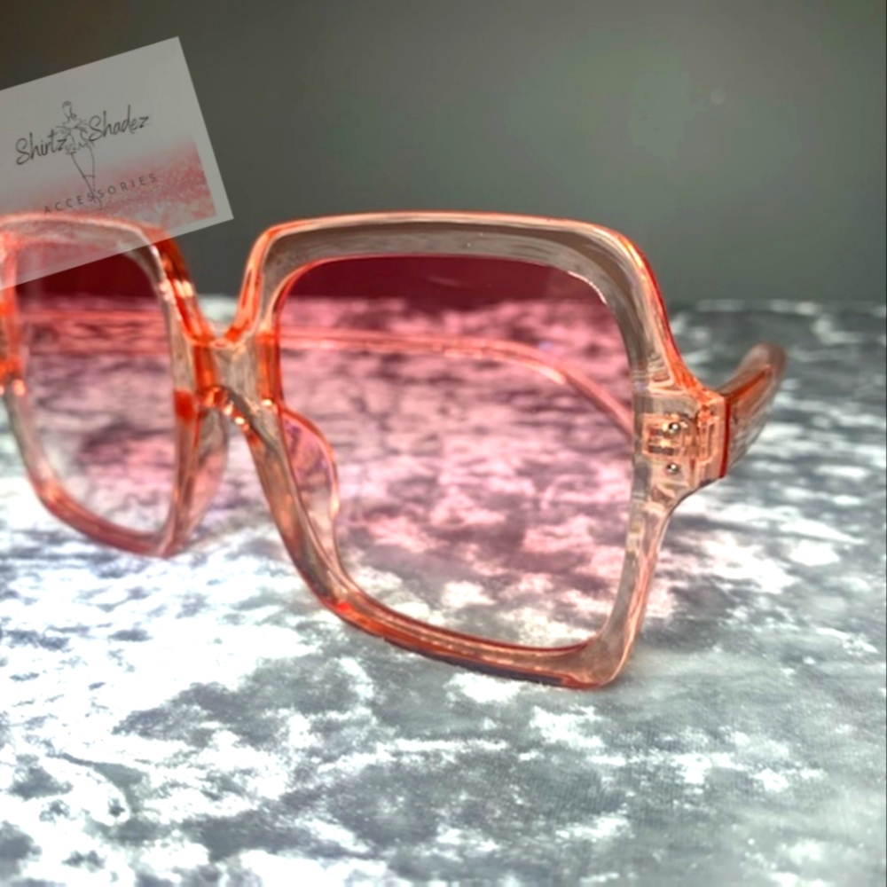 Ladies pink lucite sunglasses